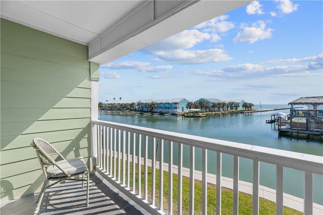 2290 N Fulton Beach 212, Rockport, TX 78382