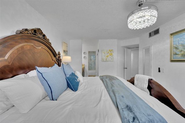 9090 Lime Bay Boulevard 112, Tamarac, FL 33321