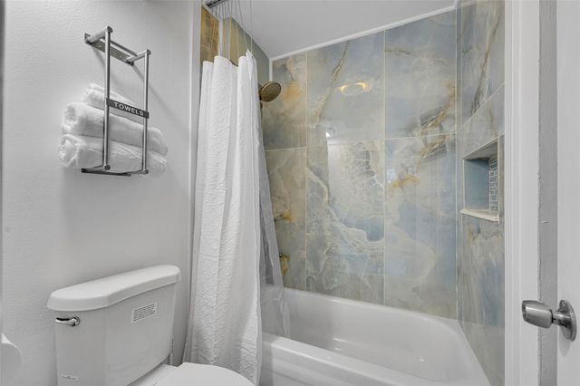 9090 Lime Bay Boulevard 112, Tamarac, FL 33321