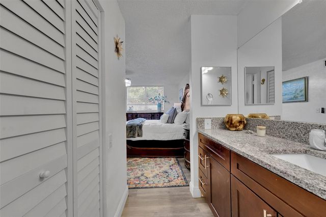 9090 Lime Bay Boulevard 112, Tamarac, FL 33321