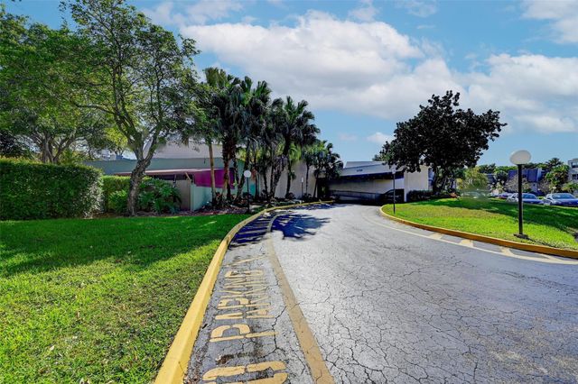9090 Lime Bay Boulevard 112, Tamarac, FL 33321