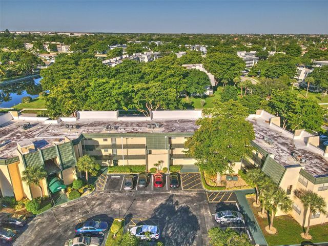 9090 Lime Bay Boulevard 112, Tamarac, FL 33321