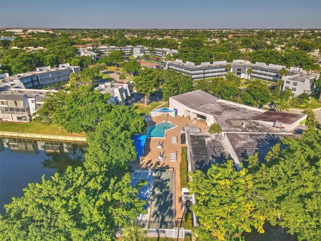 9090 Lime Bay Boulevard 112, Tamarac, FL 33321