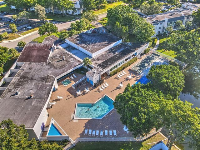9090 Lime Bay Boulevard 112, Tamarac, FL 33321