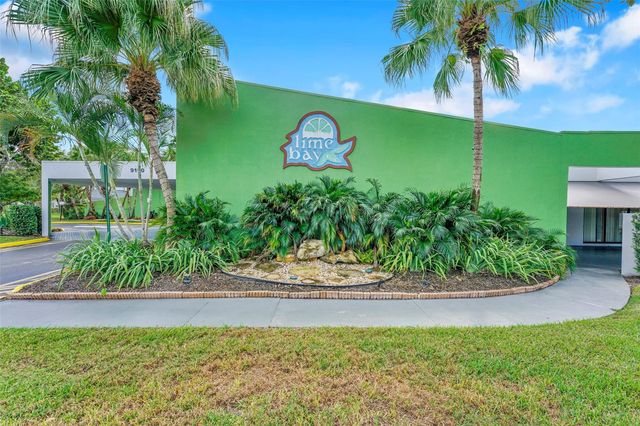 9090 Lime Bay Boulevard 112, Tamarac, FL 33321