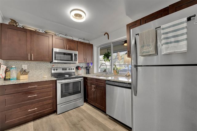 9090 Lime Bay Boulevard 112, Tamarac, FL 33321