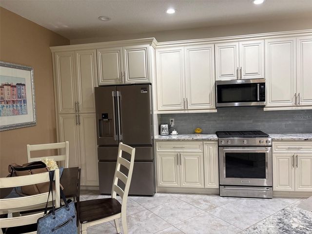 30335 LETTINGWELL CIRCLE, Wesley Chapel, FL 33543