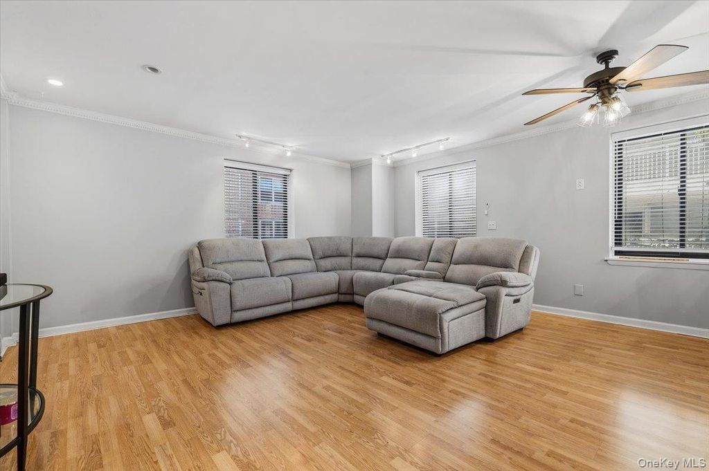 425 Shore Road 2D, Long Beach, NY 11561 — photo 3