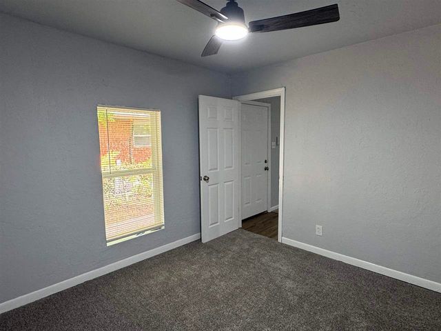 1212 NW Dearborn Ave, Lawton, OK 73507