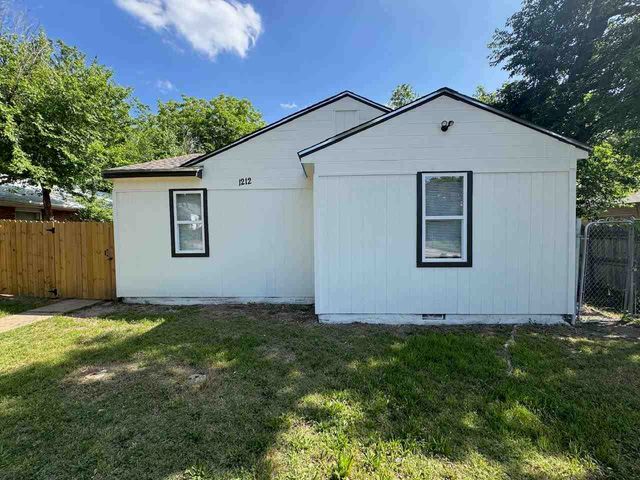 1212 NW Dearborn Ave, Lawton, OK 73507