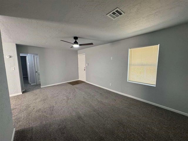 1212 NW Dearborn Ave, Lawton, OK 73507