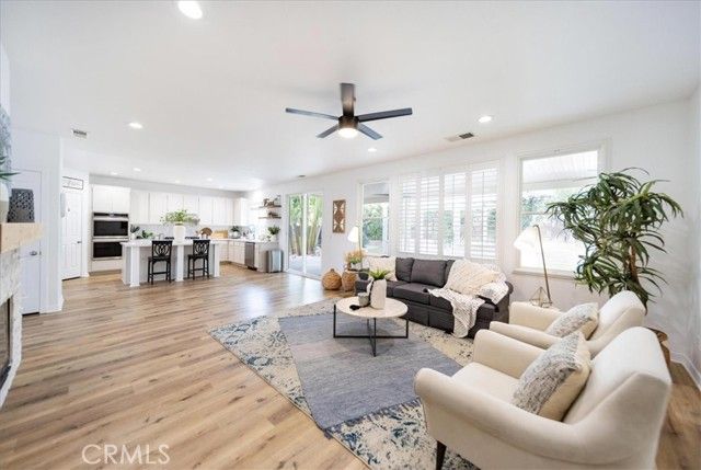 41675 Broad Oak, Murrieta, CA 92562