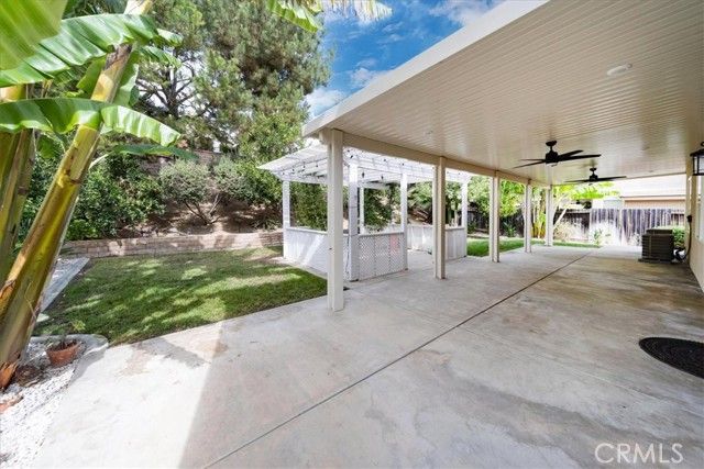 41675 Broad Oak, Murrieta, CA 92562