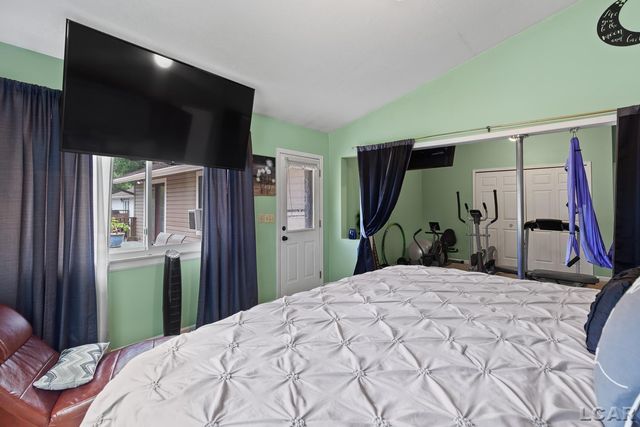 1144 W Maumee Street, Adrian, MI 49221