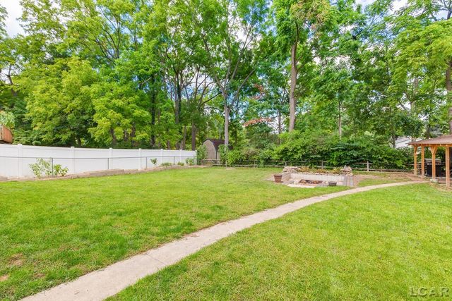 1144 W Maumee Street, Adrian, MI 49221