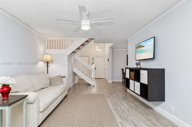 4690 NW 30th St, Coconut Creek, FL 33063