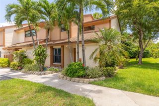4690 NW 30th St, Coconut Creek, FL 33063