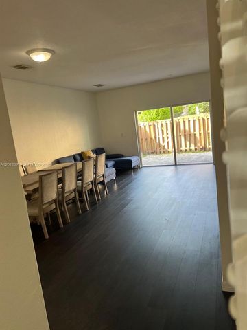 10777 NW 84th Ln 5-42, Doral, FL 33178