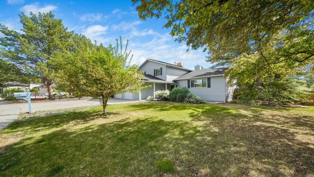 364 Pikes Peak Drive, Grand Junction, CO 81507