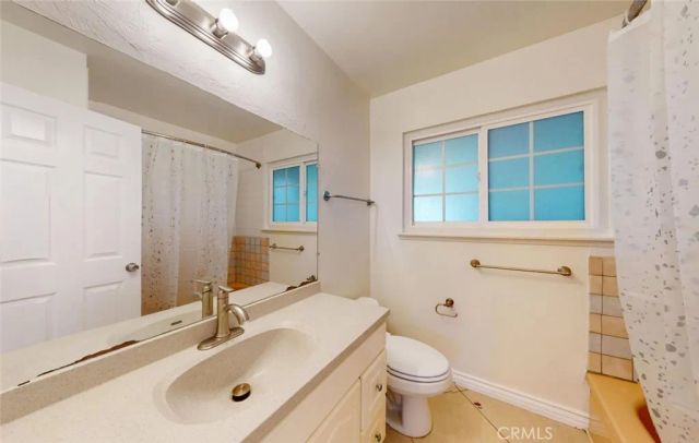12131 Sungrove St, Garden Grove, CA 92840