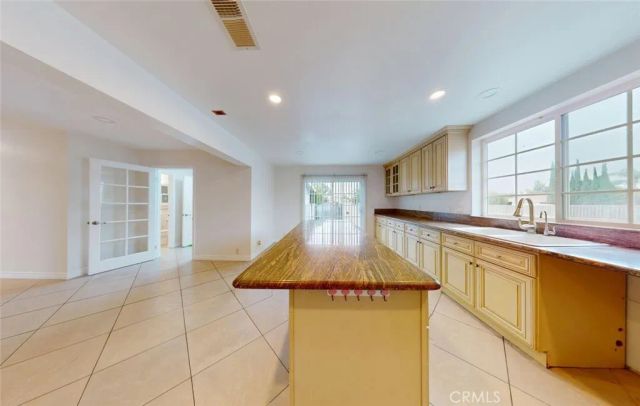 12131 Sungrove St, Garden Grove, CA 92840