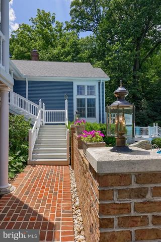 3287 INDIAN ROCK DAM RD, York, PA 17408