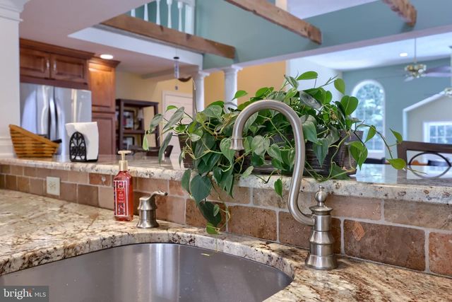 3287 INDIAN ROCK DAM RD, York, PA 17408