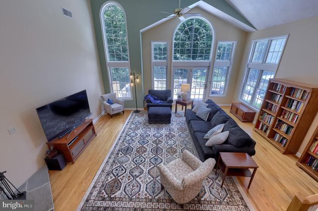 3287 INDIAN ROCK DAM RD, York, PA 17408
