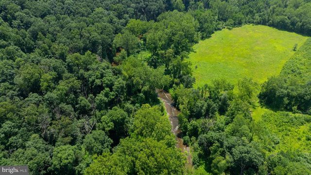 3287 INDIAN ROCK DAM RD, York, PA 17408