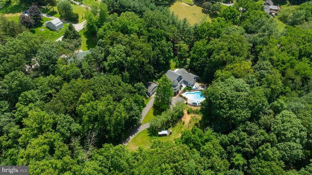 3287 INDIAN ROCK DAM RD, York, PA 17408