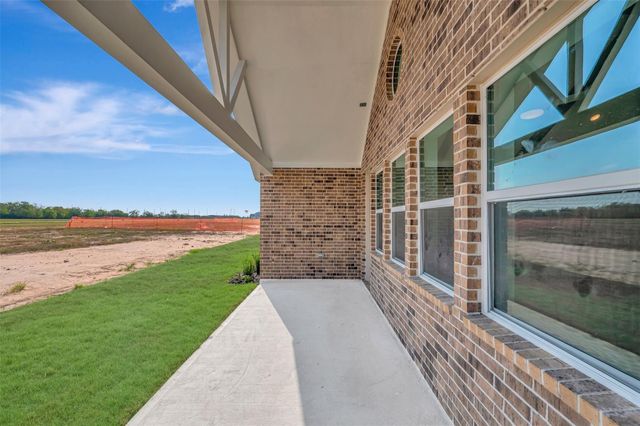 216 Dunovant Drive, Sealy, TX 77474