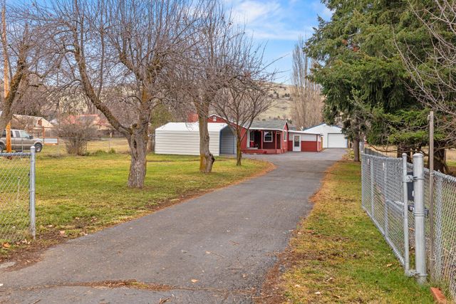 2101 Ogden Street, Klamath Falls, OR 97603