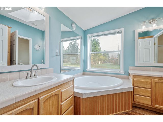 200 STUDEBAKER SPUR 3, Castle Rock, WA 98611