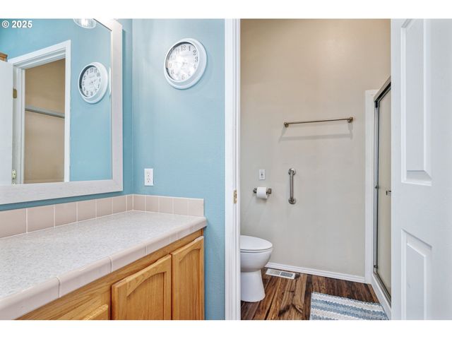 200 STUDEBAKER SPUR 3, Castle Rock, WA 98611