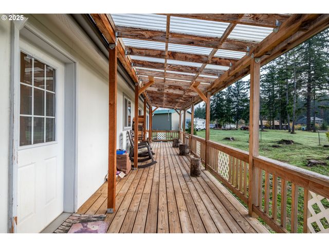 200 STUDEBAKER SPUR 3, Castle Rock, WA 98611