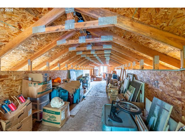 200 STUDEBAKER SPUR 3, Castle Rock, WA 98611