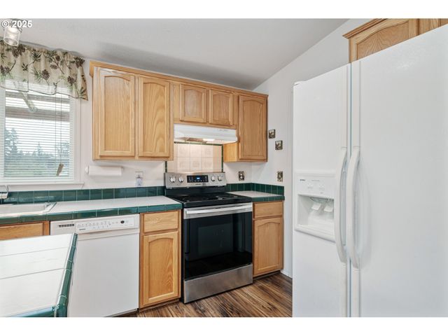 200 STUDEBAKER SPUR 3, Castle Rock, WA 98611