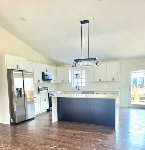 135 1st Avenue, Cranston, RI 02910
