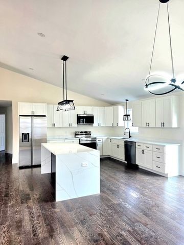 135 1st Avenue, Cranston, RI 02910