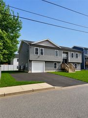 135 1st Avenue, Cranston, RI 02910