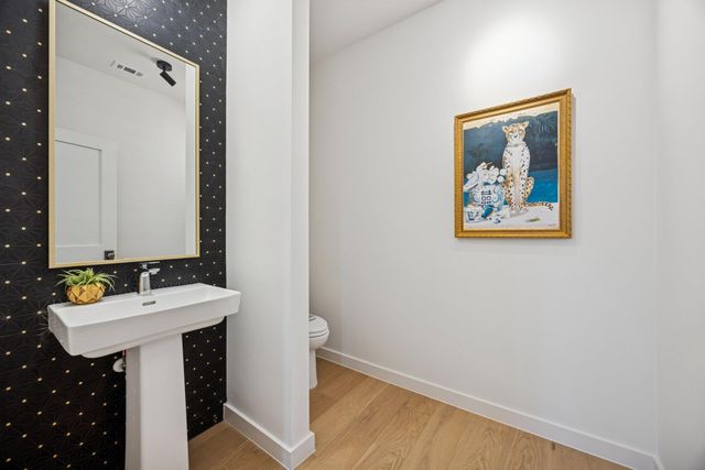 4700 Philco DR, Austin, TX 78745