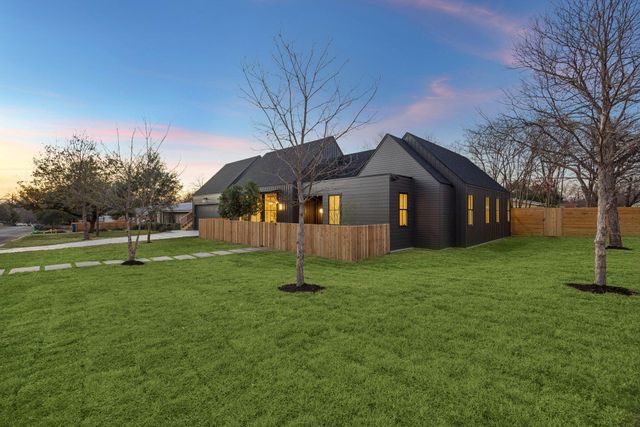 4700 Philco DR, Austin, TX 78745