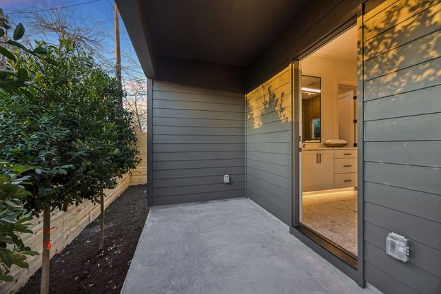 4700 Philco DR, Austin, TX 78745