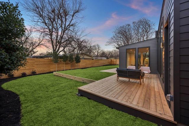 4700 Philco DR, Austin, TX 78745