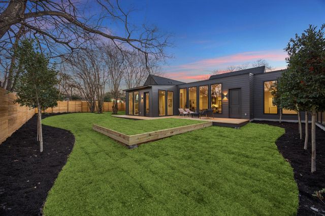 4700 Philco DR, Austin, TX 78745