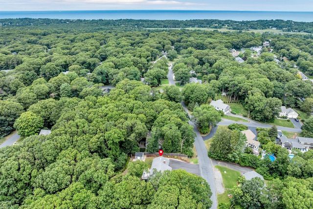 65 Kings Row Dr, Dennis, MA 02641