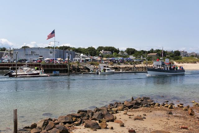 65 Kings Row Dr, Dennis, MA 02641