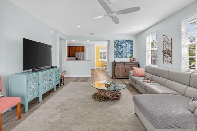 119 SW 2nd Avenue, Delray Beach, FL 33444