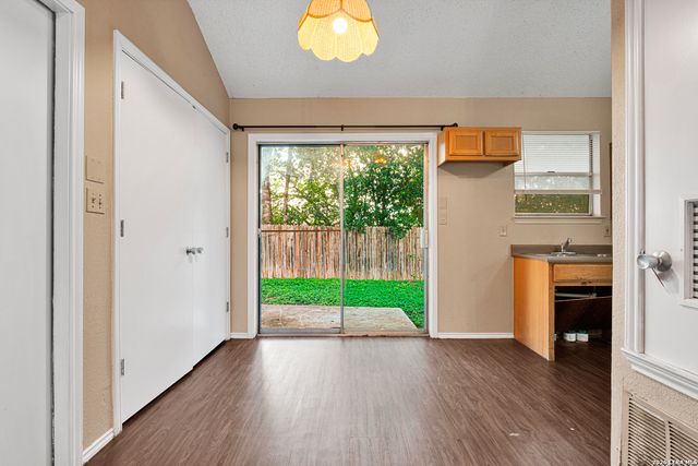 9514 Veronica, San Antonio, TX 78224