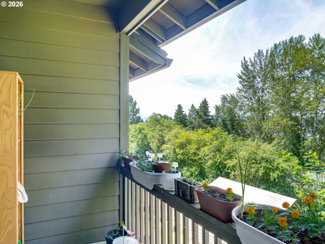8996 Se CHLOE Ln, Happy Valley, OR 97086